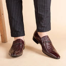 Moda masculina sapatos casuais de couro padrão de crocodilo sapatos de luxo deslizamento-em sapatos de casamento brogues de couro tamanho grande 38-48