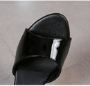 Sandálias de salto alto Peep Toe para mulheres, corrediças sensuais para festas de boate, sapatos cruzados, saltos finos, cor doce, tamanho grande 43, verão