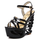 Sandálias plataforma de couro pu estilo estranho, sapatos femininos de salto personalizado, tamanho grande, rebite, salto alto, sandálias gladiador
