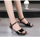 Sandálias de salto alto Peep Toe para mulheres, corrediças sensuais para festas de boate, sapatos cruzados, saltos finos, cor doce, tamanho grande 43, verão