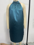 Vestido Midi Sem Manga em Cetim com Decote — Moda Europeia e Americana