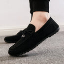 Sapato masculino de camurça vermelha, mocassim de couro macio, sapatos baixos casuais confortáveis, moda primavera, novo, 2023