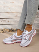 Sapatos femininos de duas cores para trabalho, tênis casuais femininos 2026 com frete grátis.