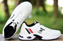 Tênis de couro masculino casual versátil sapatos ao ar livre antiderrapante calçado de corrida moda masculina sapatos de tabuleiro zapatos homme