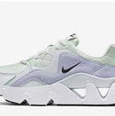 Tênis esportivos femininos Nike Genuine RYZ 365 com amortecimento geométrico BQ4153-007