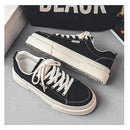 Sapatos esportivos novos primavera para homens, respirável, casual, de sola grossa, top baixo, elegante e versátil, sapatos básicos pretos de pano, sapatos de skate Trbottomyy para homens, adequados para esportes ao ar