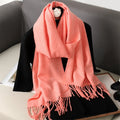 62 cores sólidas mulheres cachecol de inverno quente engrossar xale de caxemira moda ao ar livre luxo borlas pashmina senhora envoltório cachecóis à prova de vento