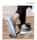 Yrzl novos tênis de corrida para homens respirável sapatos esportivos de pouco peso moda verão respirável tênis para homem plus size 39-46