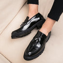 Moda dourada masculina casual deslizamento-on borla patente mocassins fundo grosso elevador sapatos masculinos sapatos de festa sapatos de negócios brogue