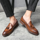 Sapato de couro casual masculino, sapato de casamento com franja de boi, sola de boi, moda estilista, alta qualidade, novo