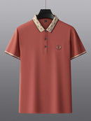 Camisa Polo Masculina Premium com Detalhes Listrados, Emblema Bordado, Tecido Respirável, Versátil para Trabalho e Ocasiões Casuais