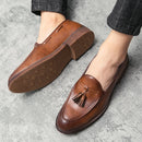 Sapato de couro casual masculino, sapato de casamento com franja de boi, sola de boi, moda estilista, alta qualidade, novo