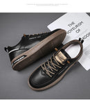 Sapatos casuais masculinos sem cadarço para todas as estações, novos, respiráveis, leves, com sola macia, para caminhada ao ar livre, sapatos brancos para estudantes.