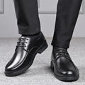 Sapatos de pele formais masculinos moda casual tênis social elegante tendência plana zapatos primavera outono novos sapatos de negócios masculinos