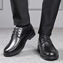 Sapatos de pele formais masculinos moda casual tênis social elegante tendência plana zapatos primavera outono novos sapatos de negócios masculinos