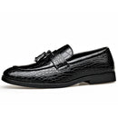 Novos Sapatos Sociais de Couro Masculinos 2026 Estilo Britânico Moda Masculina Sapatos de Vestir Cor Sólida Tamanhos Grandes Loafers de Grife