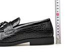 Novos Sapatos Sociais de Couro Masculinos 2026 Estilo Britânico Moda Masculina Sapatos de Vestir Cor Sólida Tamanhos Grandes Loafers de Grife