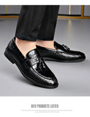 Novos Sapatos Sociais de Couro Masculinos 2026 Estilo Britânico Moda Masculina Sapatos de Vestir Cor Sólida Tamanhos Grandes Loafers de Grife