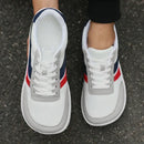 Sapatos baixos simples e elegantes de pés largos para homens e mulheres, sapatos casuais 2025 verão sapatos esportivos resistentes ao desgaste skate