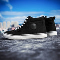 Tênis de lona de cano alto masculino deslizamento-on rendas casuais all-preto sapatos de skate básicos para estudantes sola plana sapatos esportivos confortáveis