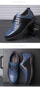 Sapatos Casuais de Outono Inverno Estilo Coreano Modernos com Sola Preta Sapatos de Couro Masculinos para Negócios com Cadarço Simples e Elegantes