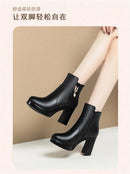 Sapatos de plataforma de lã quente para mulheres, botas de couro curtas impermeáveis, salto alto super, tornozelo preto, luxo, outono, inverno