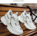 Tênis casuais masculinos com design em malha respirável, sola grossa, tênis esportivos masculinos modernos, estilo Dad Shoes com aumento de altura invisível de 6-10cm.