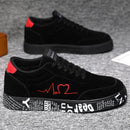 Tênis respiráveis de cano médio, design gráfico de coração e música, sapatos casuais de streetwear para casais, dia dos namorados e presente de aniversário