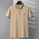 Camisa Polo Masculina Premium com Detalhes Listrados, Emblema Bordado, Tecido Respirável, Versátil para Trabalho e Ocasiões Casuais