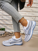 Sapatos femininos de duas cores para trabalho, tênis casuais femininos 2026 com frete grátis.