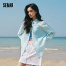 Camisa Feminina Semir com Proteção UV 2026, Texturizada, Lisa, Ombro Caído, Estilo Urbano Casual para o Dia a Dia, Macia e Confortável