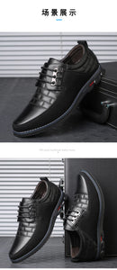Sapatos Casuais de Outono Inverno Estilo Coreano Modernos com Sola Preta Sapatos de Couro Masculinos para Negócios com Cadarço Simples e Elegantes