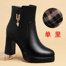 Sapatos de plataforma de lã quente para mulheres, botas de couro curtas impermeáveis, salto alto super, tornozelo preto, luxo, outono, inverno