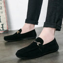 Sapato masculino de camurça vermelha, mocassim de couro macio, sapatos baixos casuais confortáveis, moda primavera, novo, 2023
