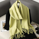 62 cores sólidas mulheres cachecol de inverno quente engrossar xale de caxemira moda ao ar livre luxo borlas pashmina senhora envoltório cachecóis à prova de vento